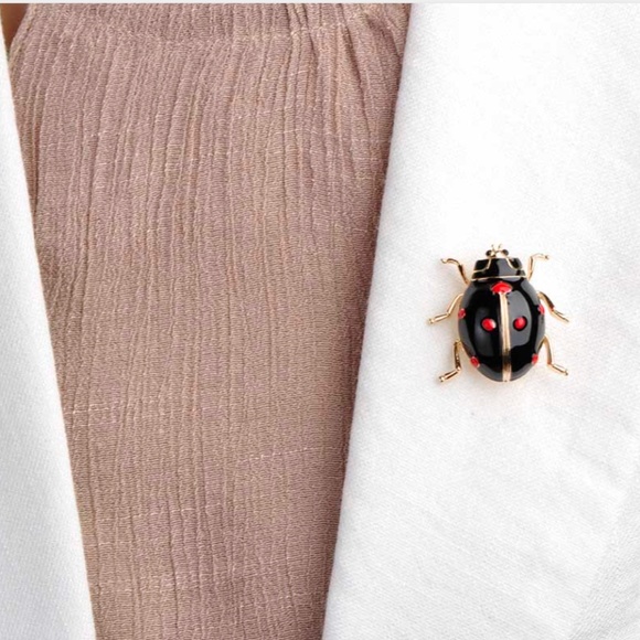 NWT Gold Black Red Ladybug Cute Pin Brooch - Picture 2 of 4